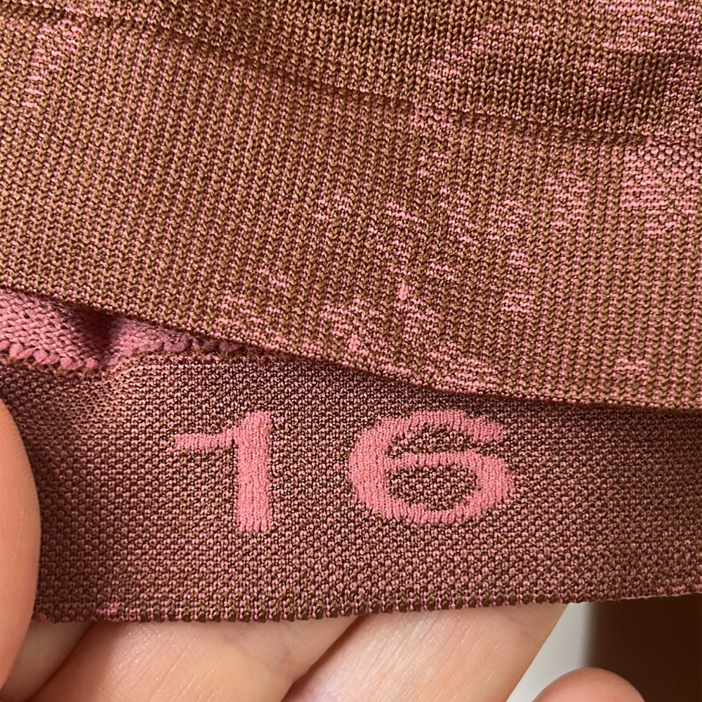 Lululemon Swiftly Tech Shirt 2.0 Shadow Bloom Roasted Brown/Brier Rose Size 16 - Picture 11 of 16